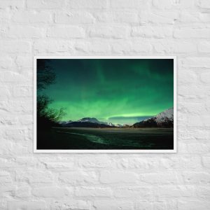 alaska aurora — lasting lights over 20 mile river